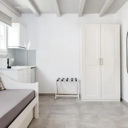 Eleven Keys * Mykonos Town